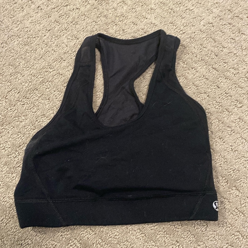 large black lululemon bra
